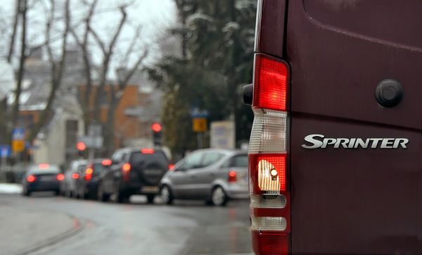 Co zyskujesz oddając auto do demontażu? Zasady i korzyści kasacji