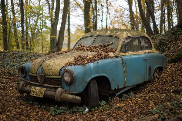 Dzieje samochodu po demontażu - jak funkcjonuje recykling na stacji demontażu?